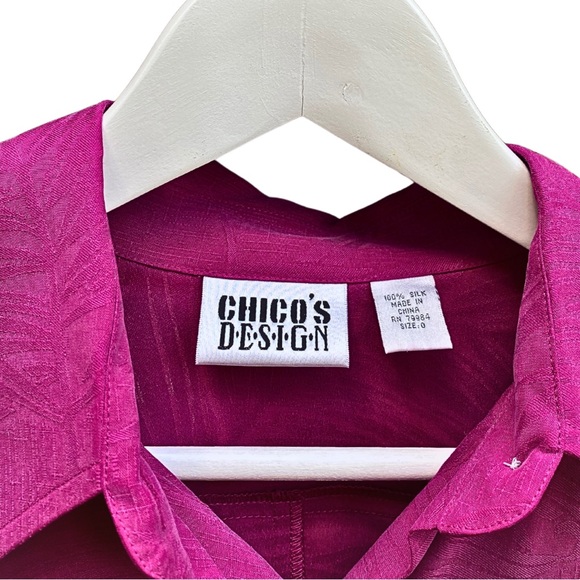Chicos Fuchsia Silk Blouse Vintage Button-Up | Timeless Business Casual Top - Picture 8 of 9